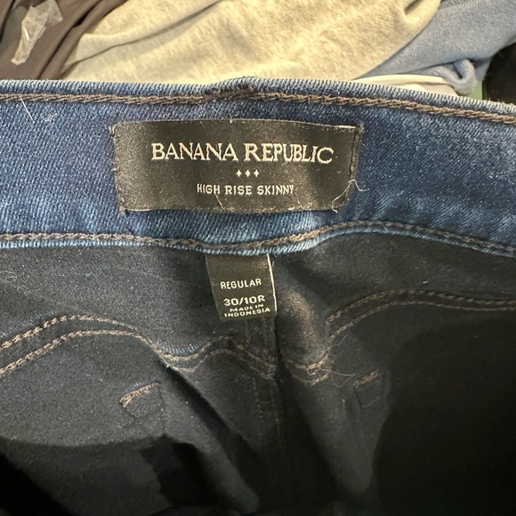 Banana Republic Women's Dark Blue Jeans - Picture 5 of 5